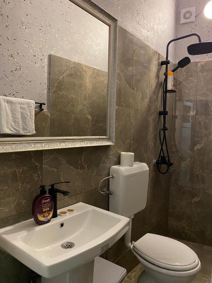 פריזרן Hotel In Time מראה חיצוני תמונה